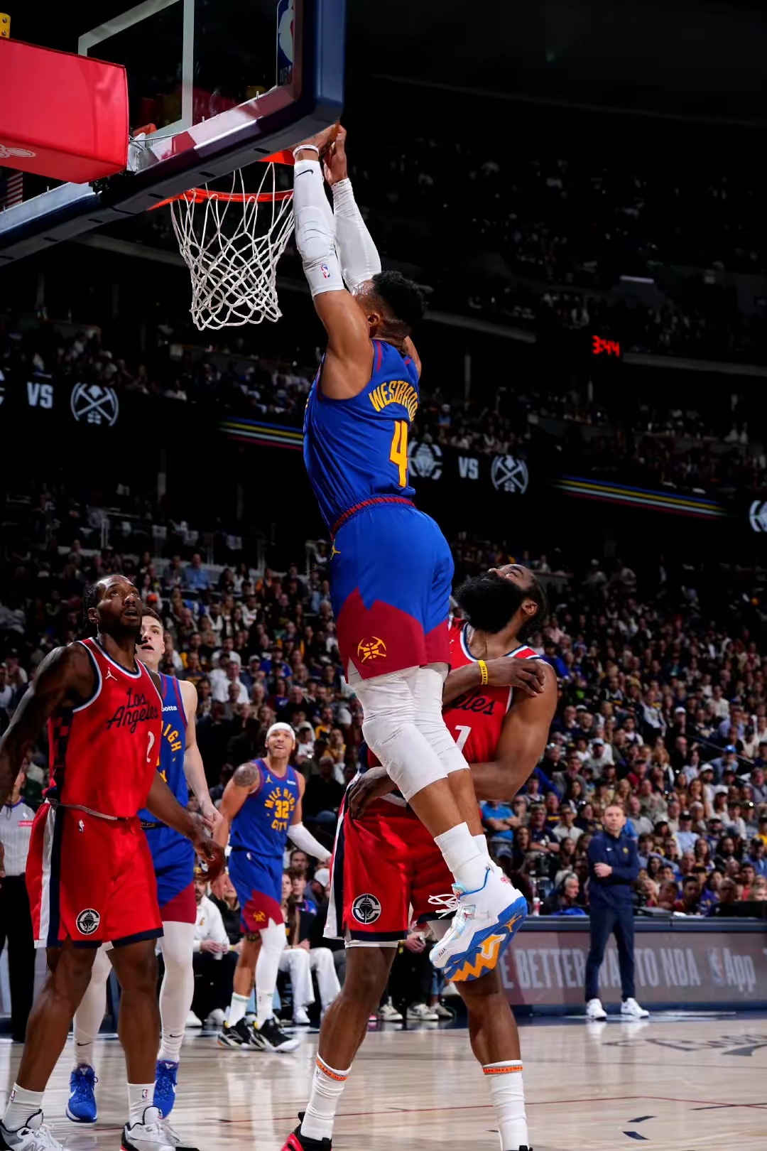 九游充值-洛杉矶快船发布备战花絮，加时末段遗憾出局，国王杯任务艰巨，阵容厚度经受考验(今日快船与国王比赛录像回放)