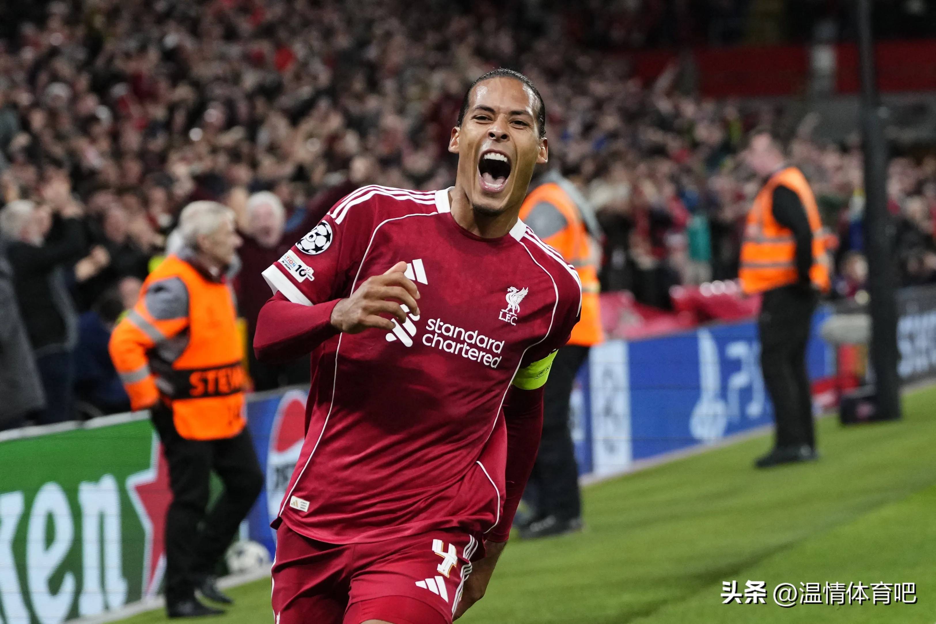 九游社区-赛前体能课后，西汉姆刷新队史纪录备战欧联，管理层满意，年轻球员得到机会的简单介绍