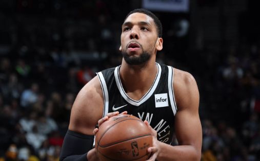 九游活动-包含浓眉哥与60激战C9分钟冲刺阶段费城76人强势反弹，山东泰山今晚调整名单都惊呆了的词条